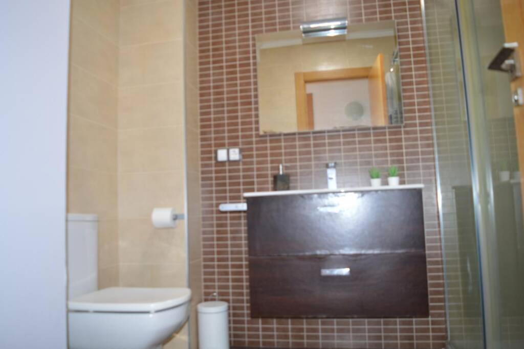 Apartamento Turistico Faro De Luno Сан-Вісенте-де-ла-Баркера Екстер'єр фото
