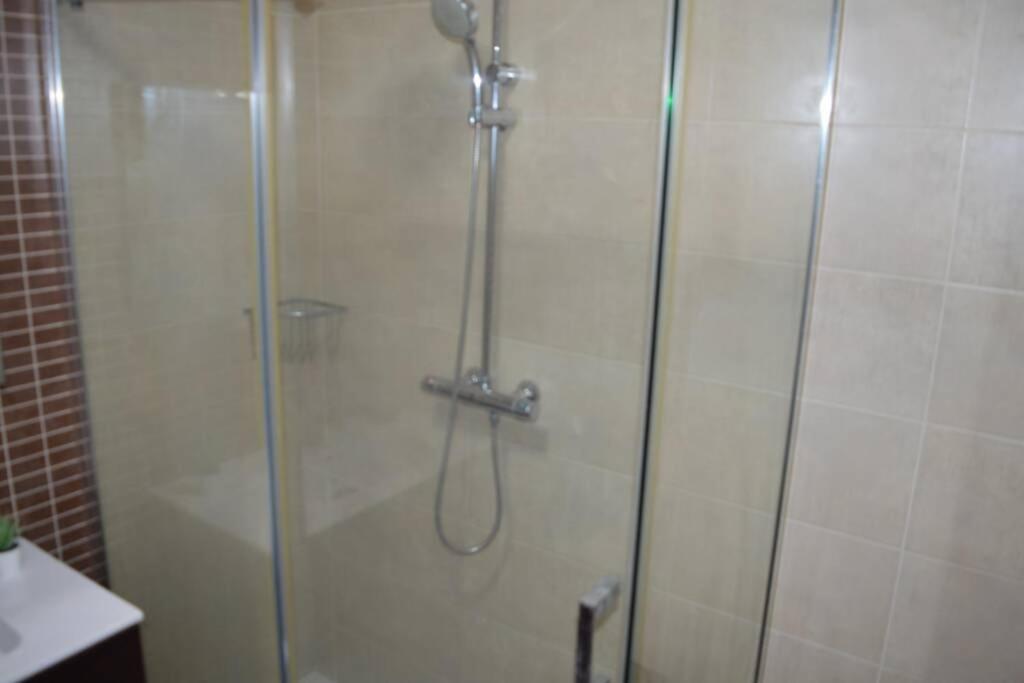 Apartamento Turistico Faro De Luno Сан-Вісенте-де-ла-Баркера Екстер'єр фото